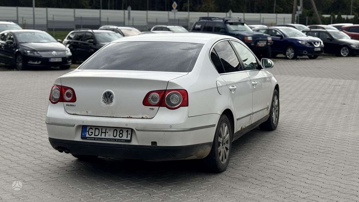 Volkswagen Passat - 7