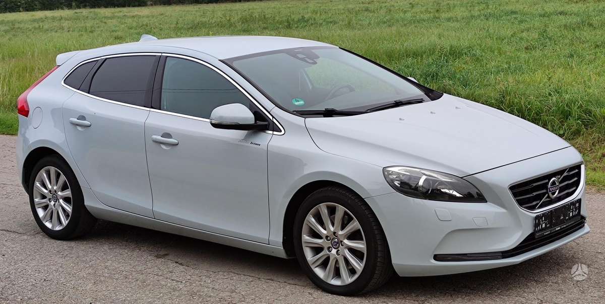 Volvo V40 - 2
