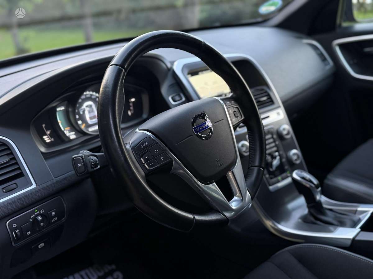 Volvo XC60 - 11