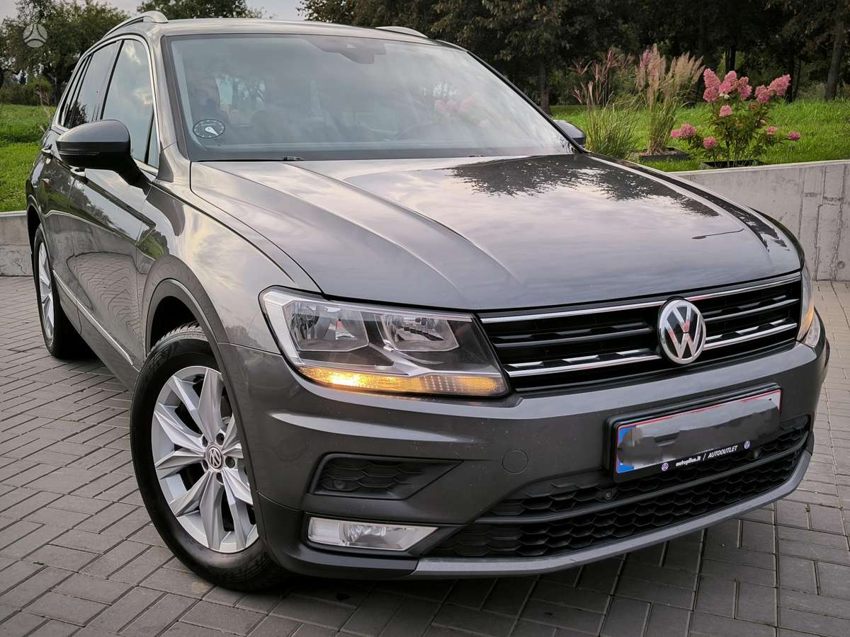 Volkswagen Tiguan - 2
