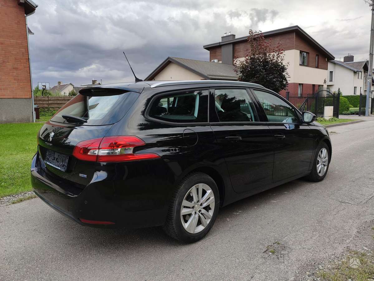 Peugeot 308 - 3