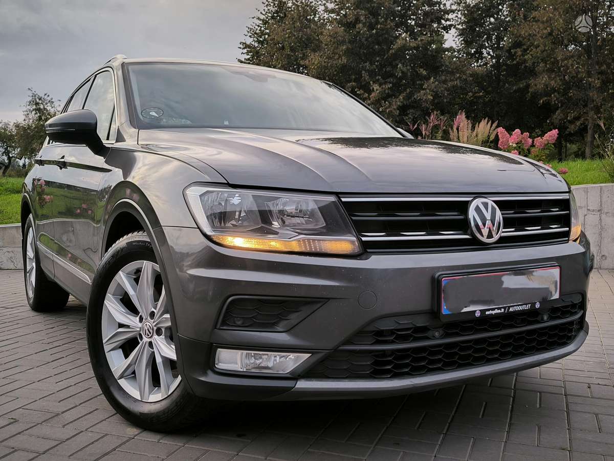 Volkswagen Tiguan - 9