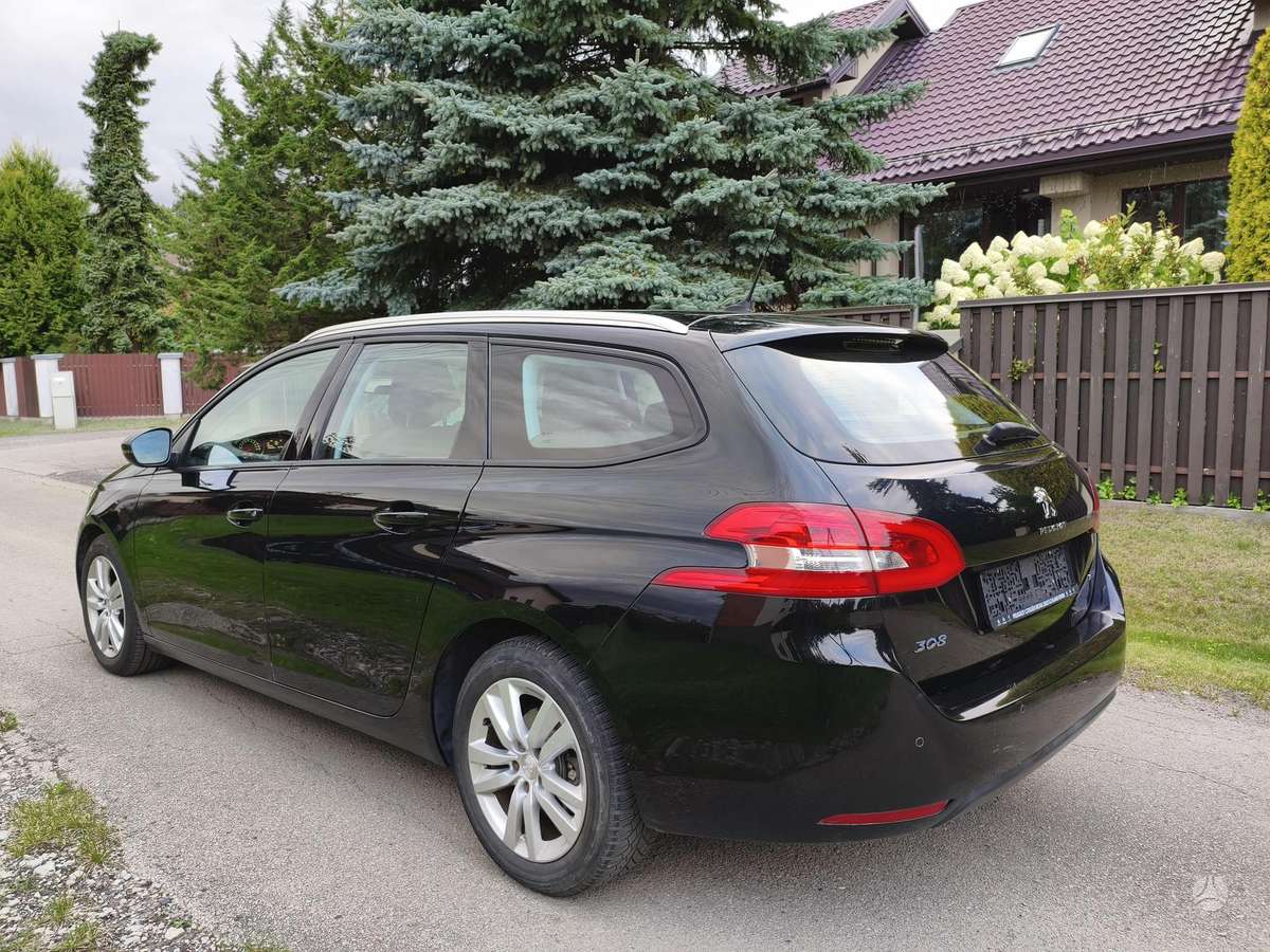 Peugeot 308 - 5