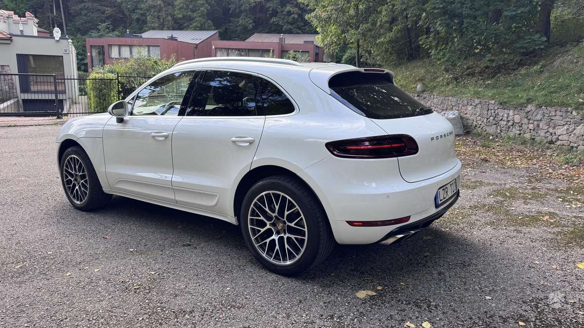 Porsche Macan - 6