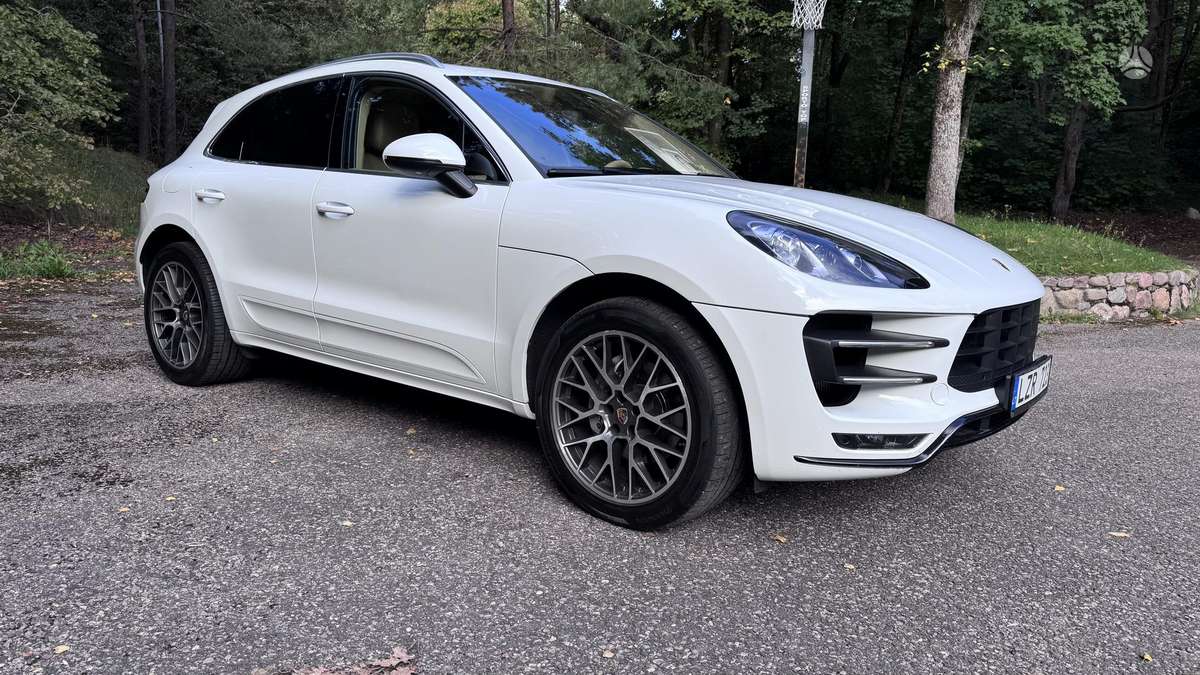 Porsche Macan - 1