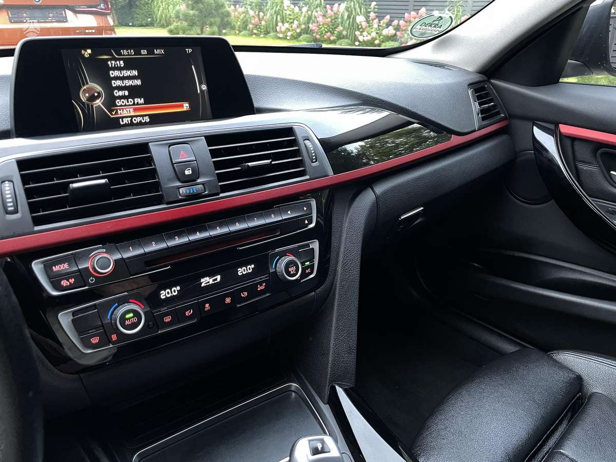 BMW 320, 2.0 l., wagon
