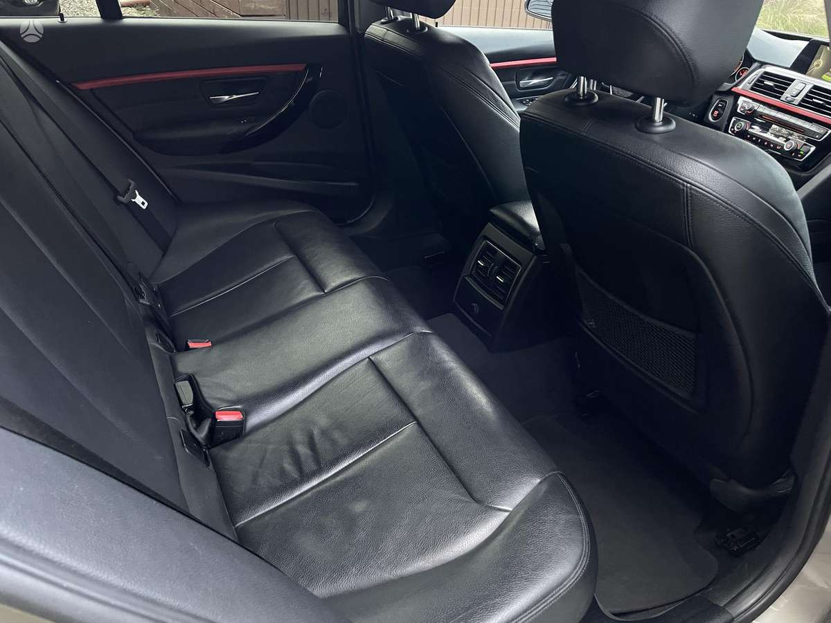 BMW 320, 2.0 l., wagon