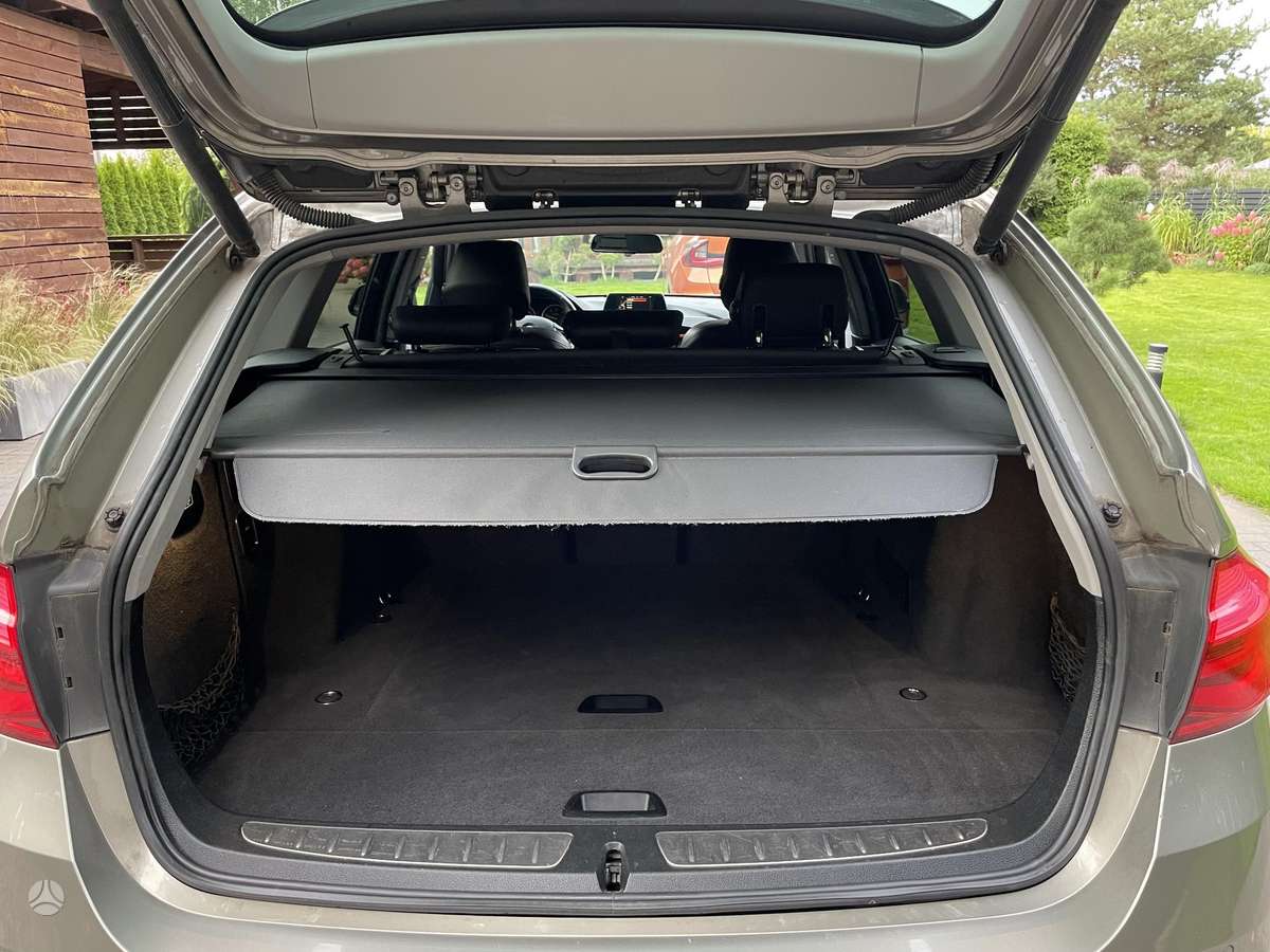 BMW 320, 2.0 l., wagon