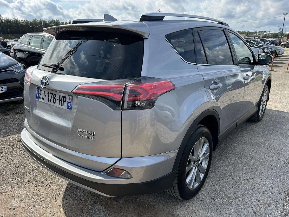 Toyota RAV4 - 2