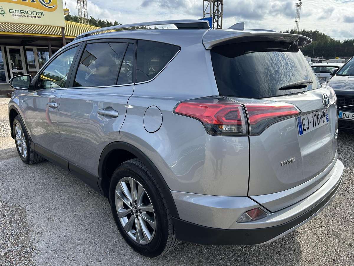 Toyota RAV4 - 4