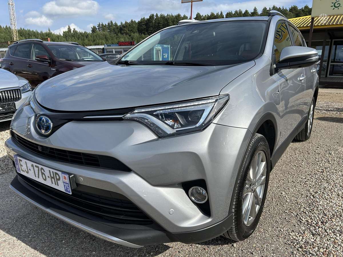 Toyota RAV4 - 5