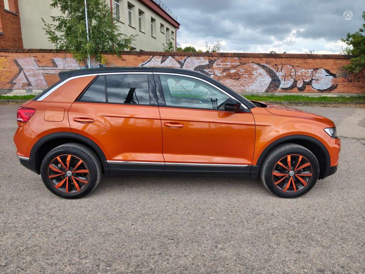 Volkswagen T-Roc - 7
