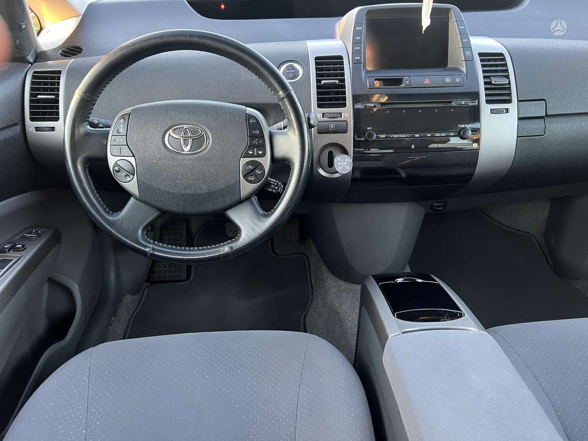 Toyota Prius - 7