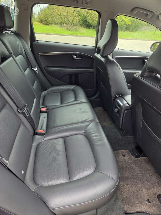 Volvo V70, 2.0 l., wagon