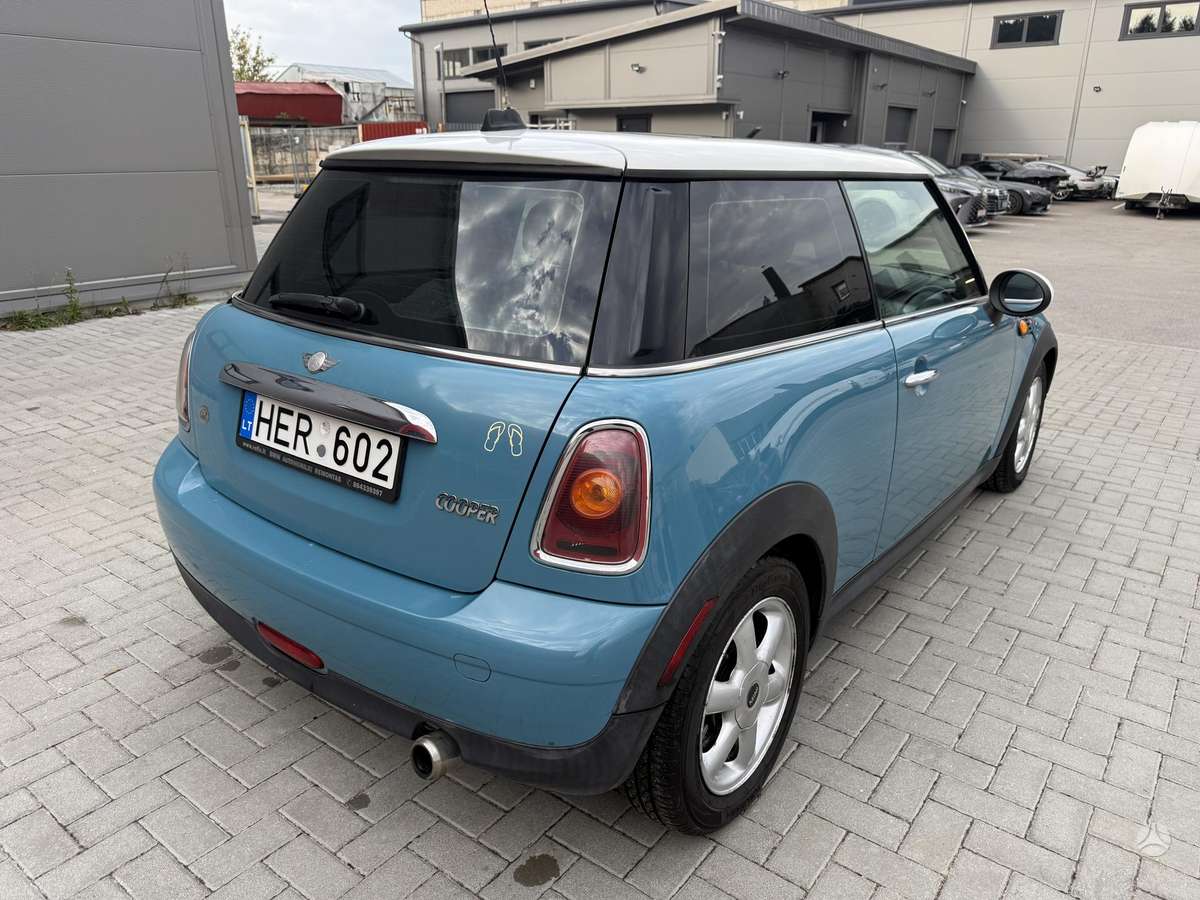 Mini Cooper, 1.6 l., Хэтчбек