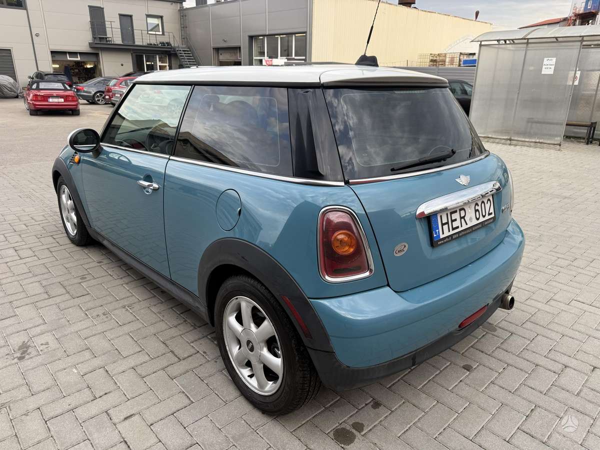 Mini Cooper, 1.6 l., Хэтчбек