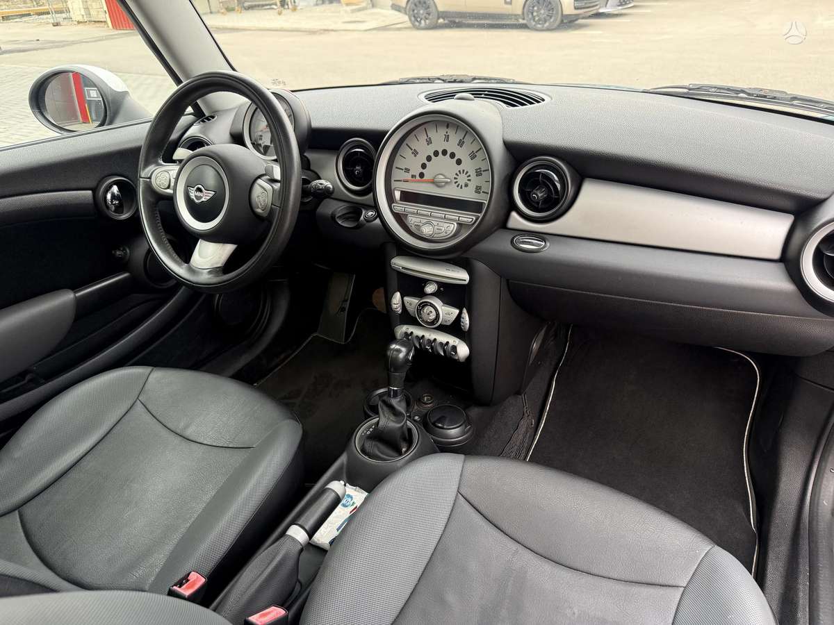 Mini Cooper, 1.6 l., Хэтчбек