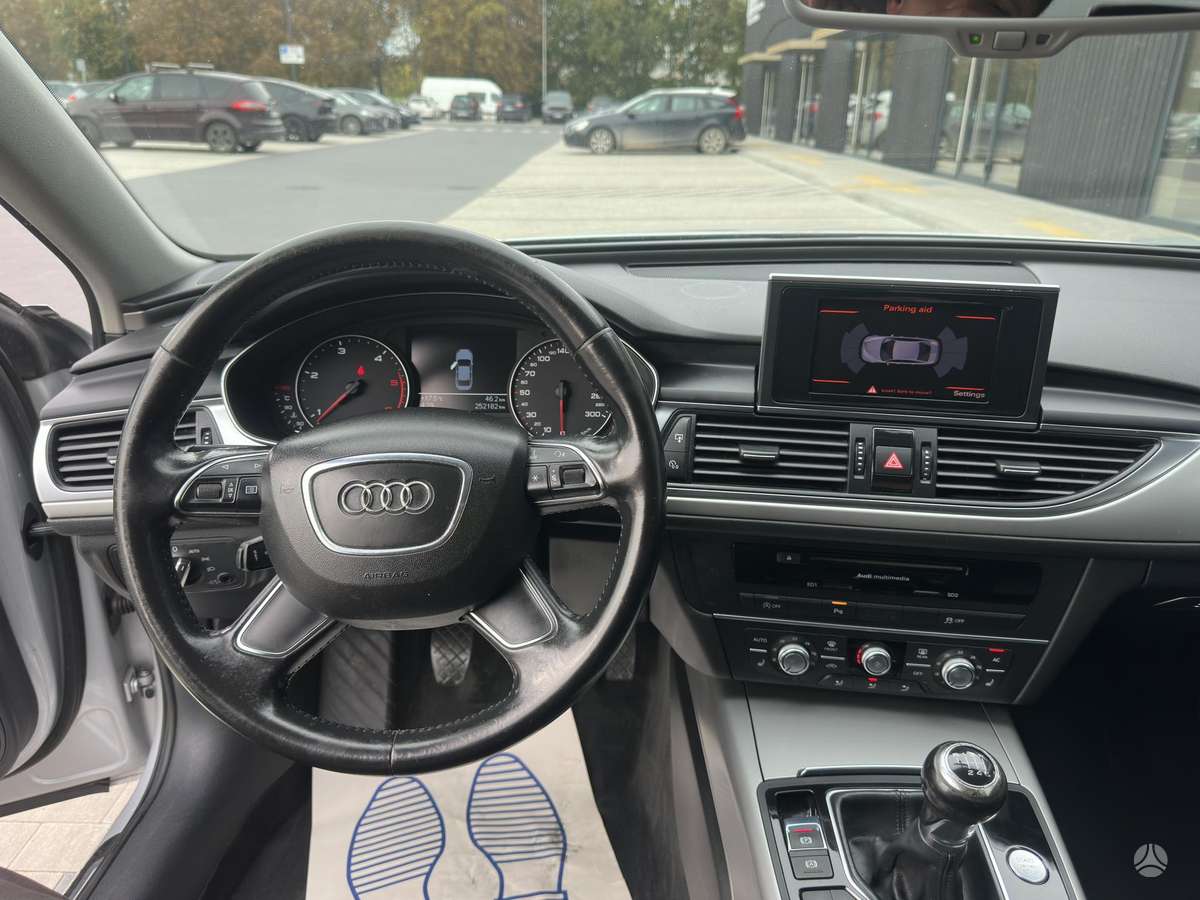 Audi A6, 2.0 l., Седан