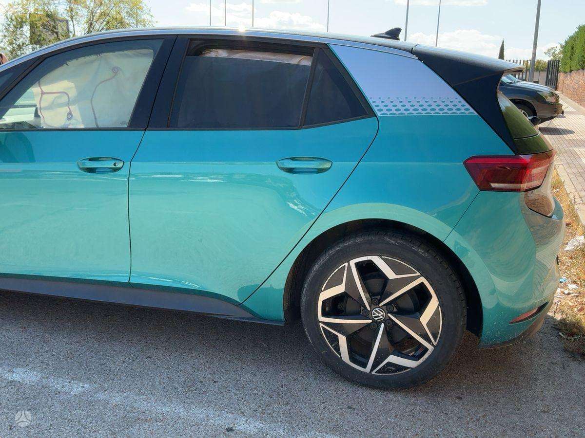 Volkswagen ID.3 - 3