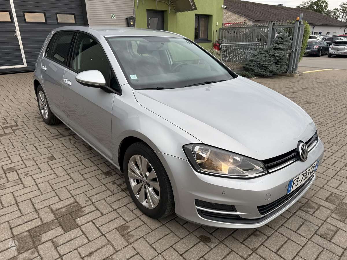 Volkswagen Golf - 3