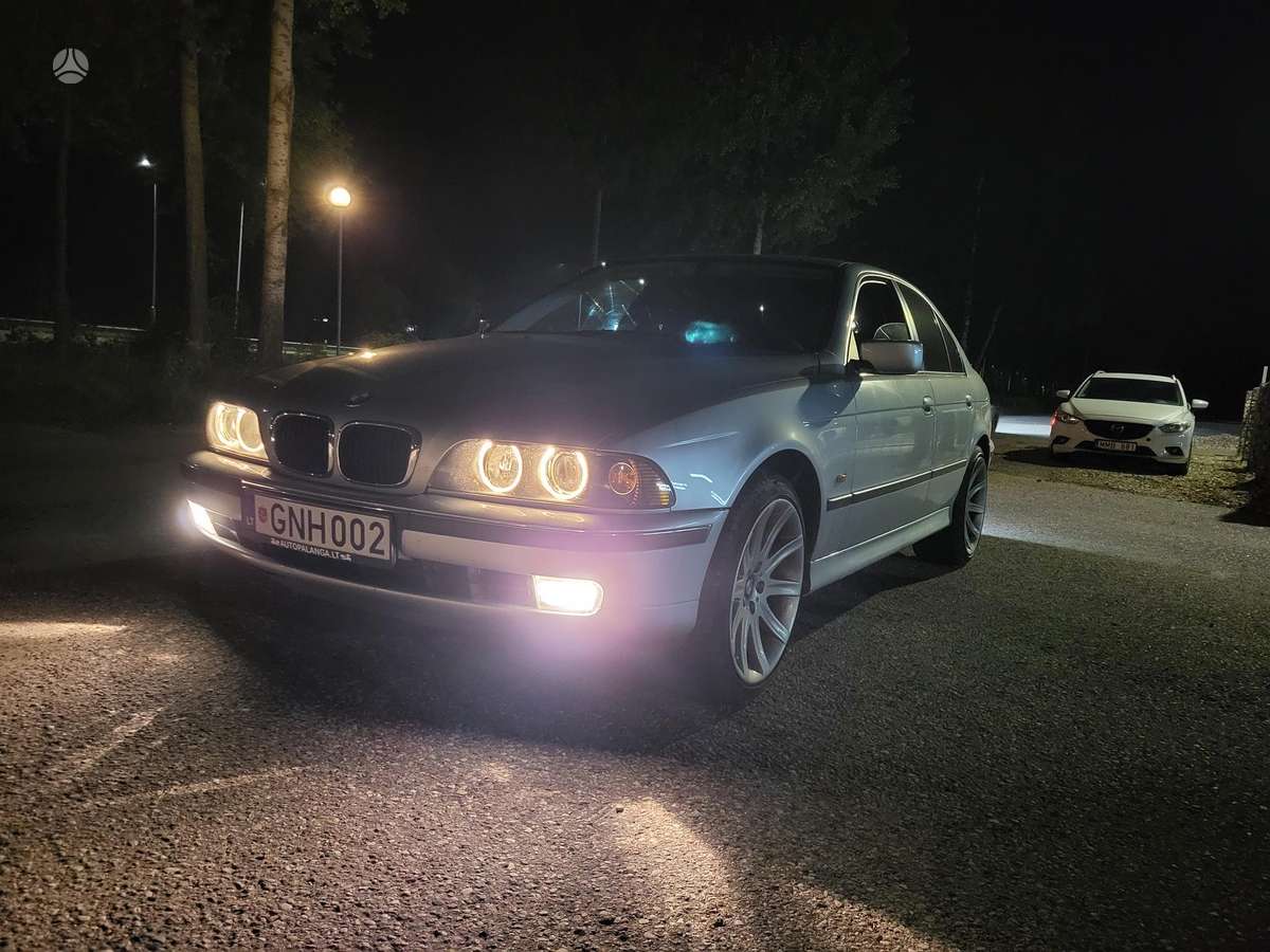 BMW 520, 2.0 l., Седан