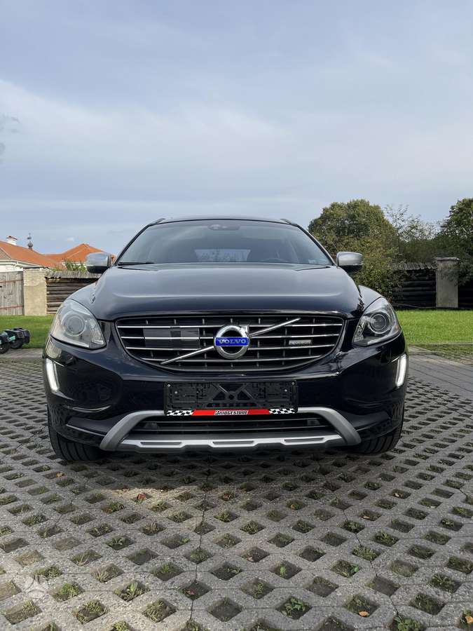 Volvo XC60 - 2