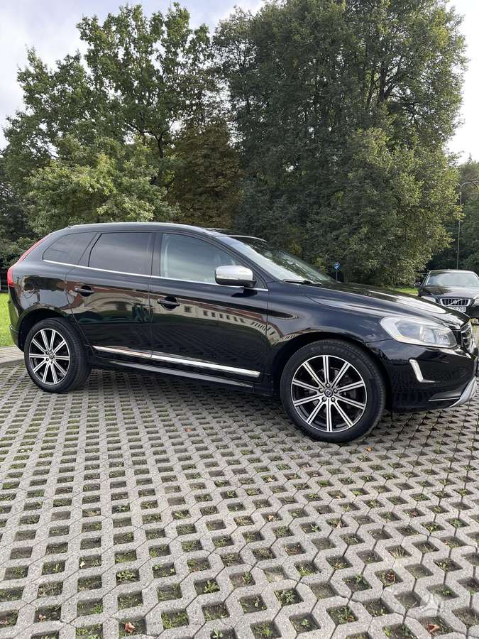 Volvo XC60 - 10