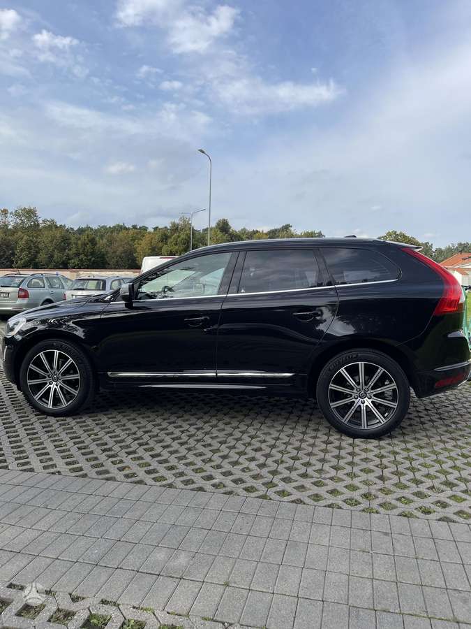 Volvo XC60 - 11
