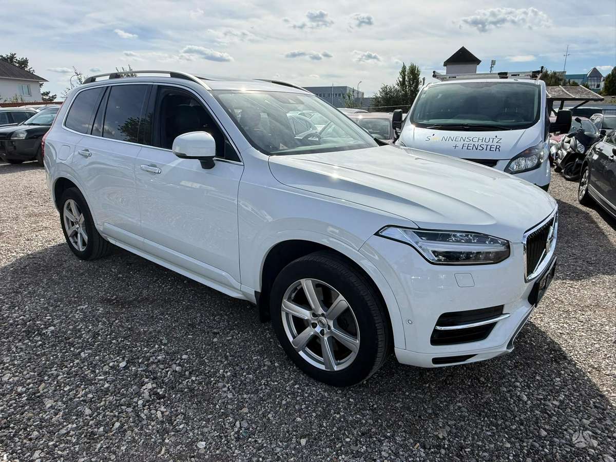 Volvo XC90 - 2