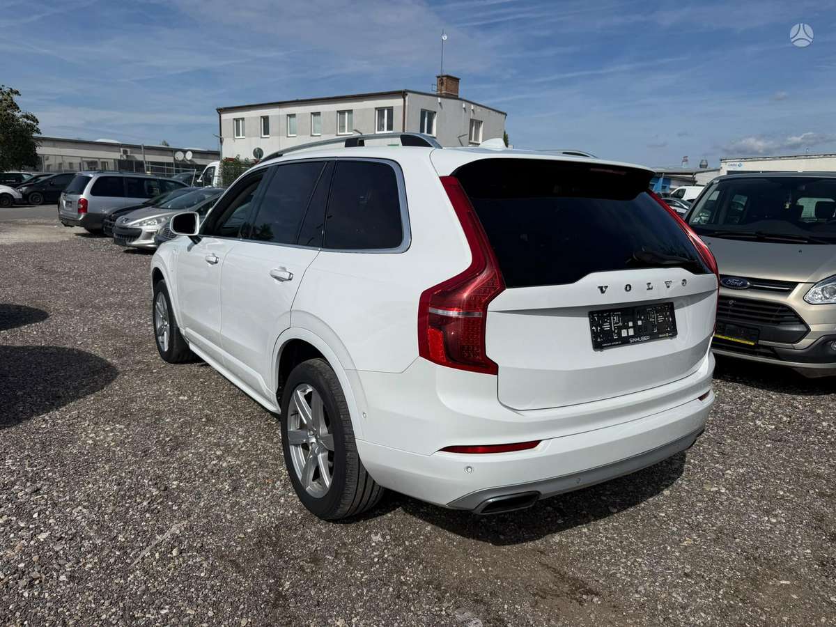 Volvo XC90 - 6
