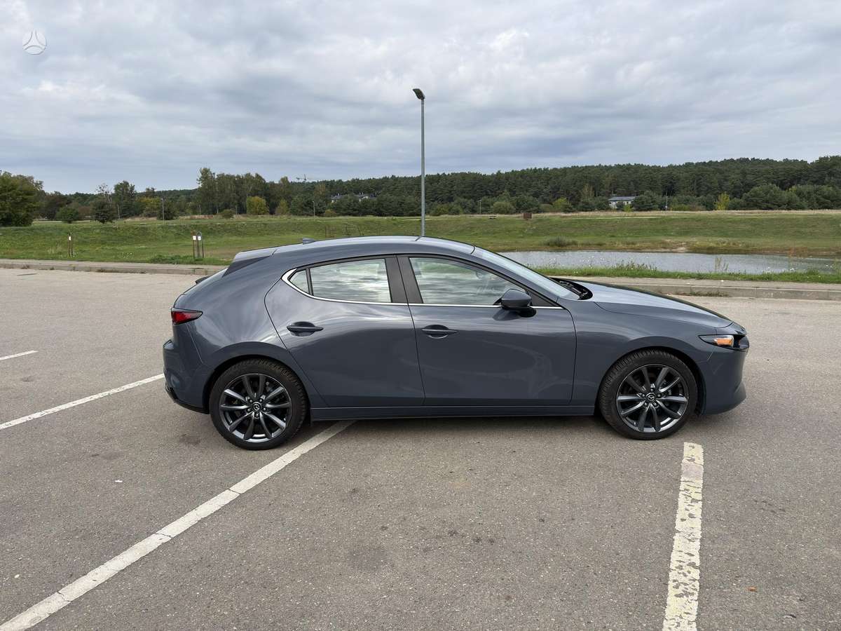 Mazda 3, 2.5 l., Хэтчбек