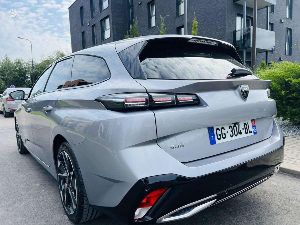 Peugeot 308 - 1