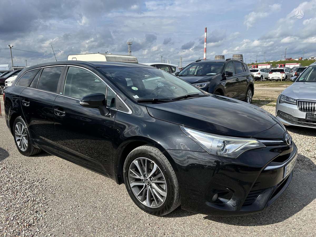 Toyota Avensis - 3
