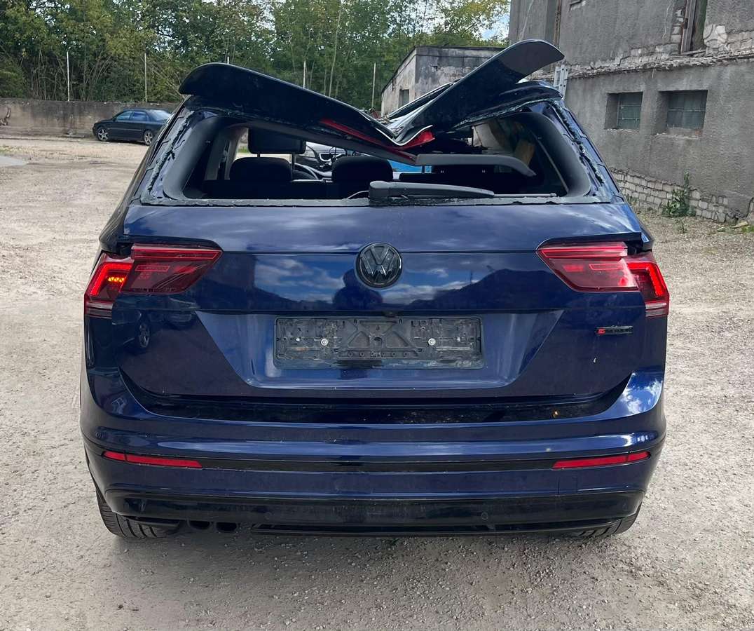 Volkswagen Tiguan по частям. Engine code dfga color h7h7