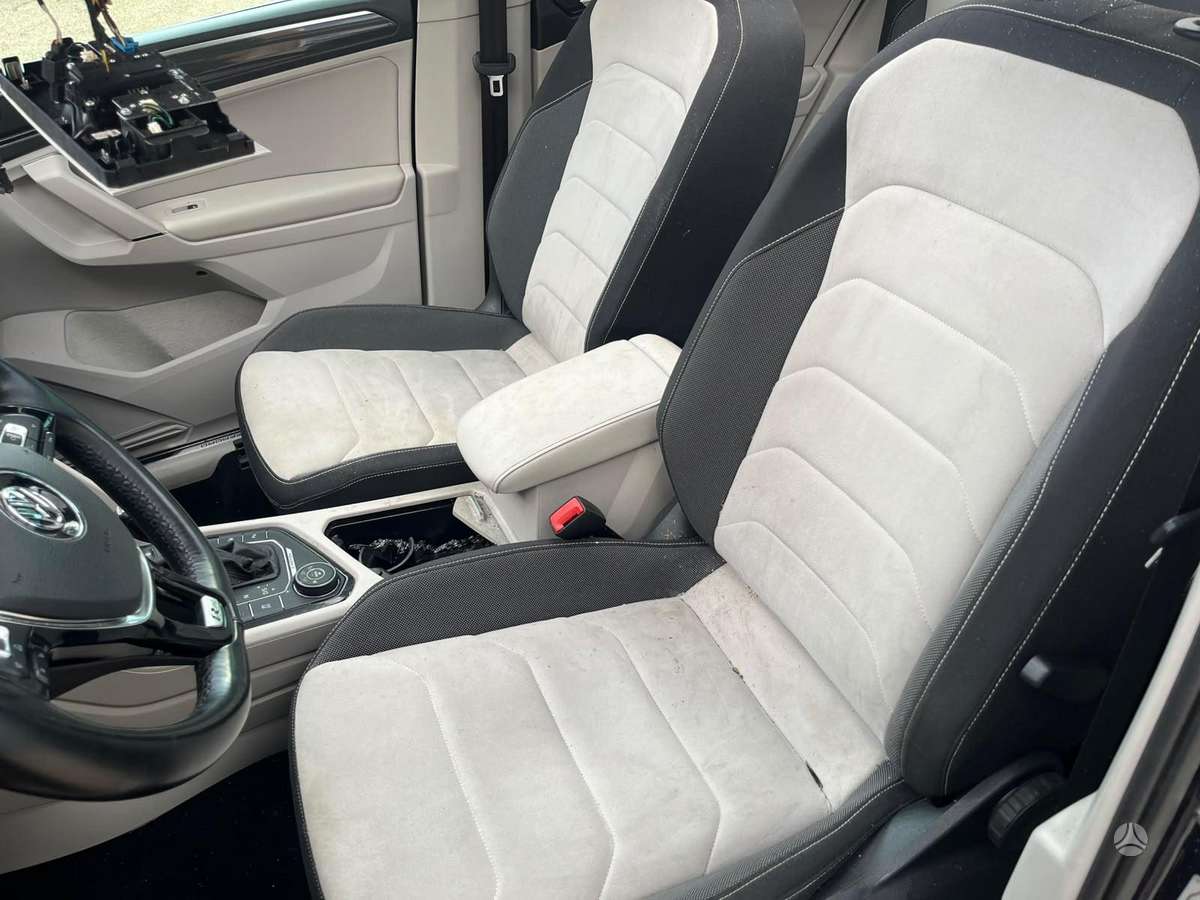 Volkswagen Tiguan по частям. Engine code dfga color h7h7
