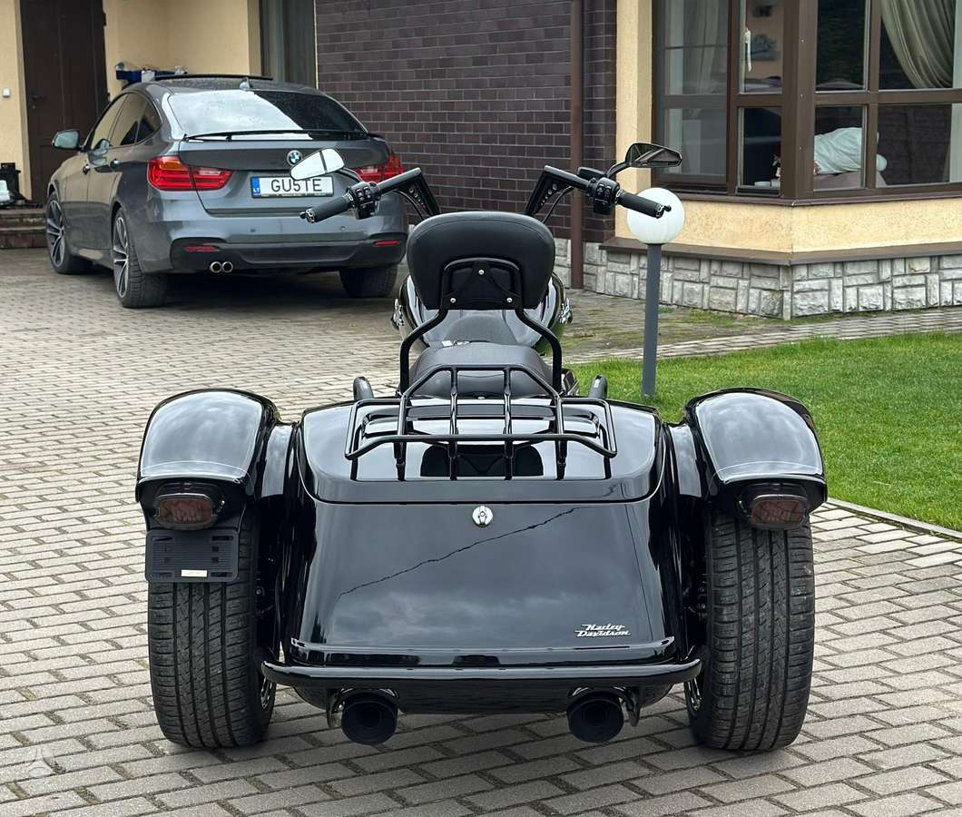 Harley-Davidson FLRT 1868cc, tricikli