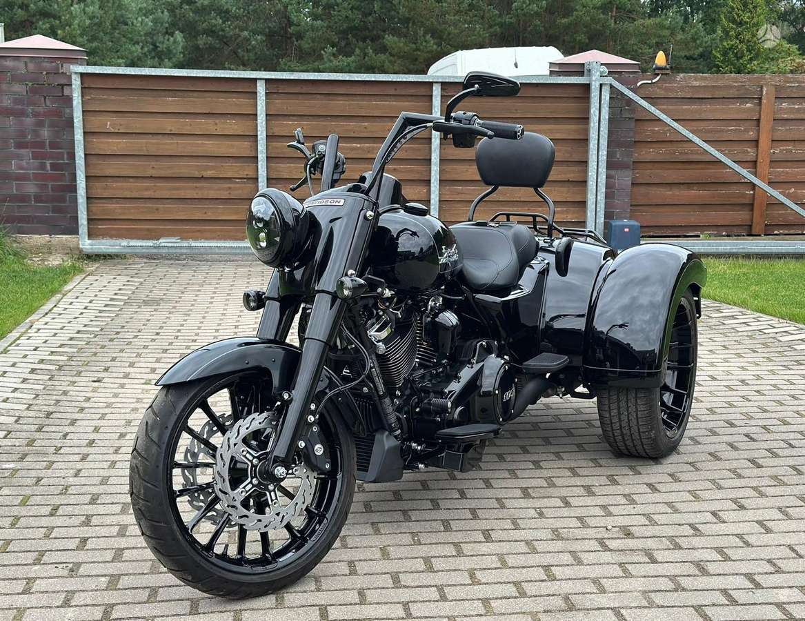 Harley-Davidson FLRT 1868cc, tricikli