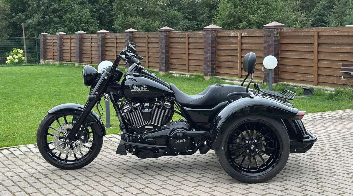 Harley-Davidson FLRT 1868cc, tricikli