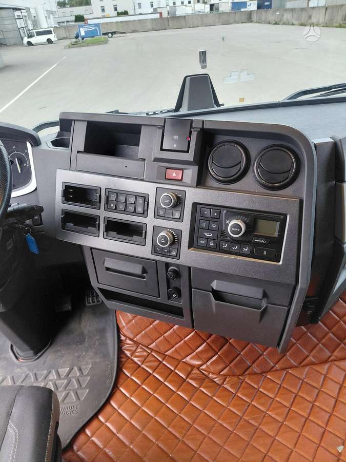 Renault T 520 Maxispace, 1 спальное место