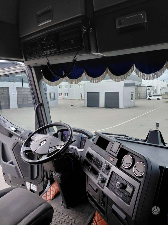 Renault T 520 Maxispace, 1 спальное место