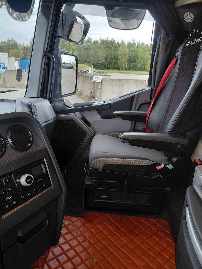 Renault T 520 Maxispace, single sleeper
