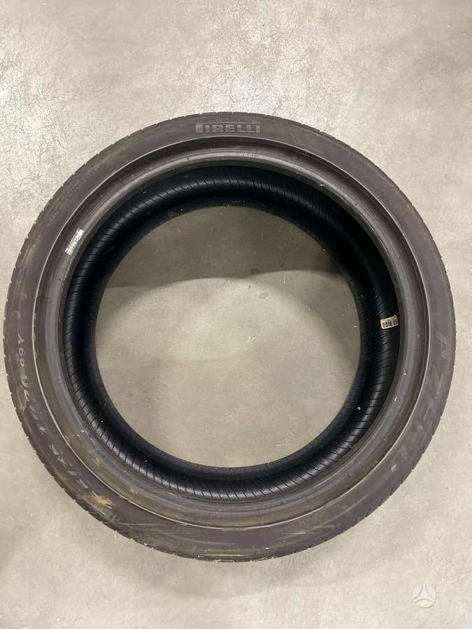 Pirelli P-zero, летние 265/35 R20