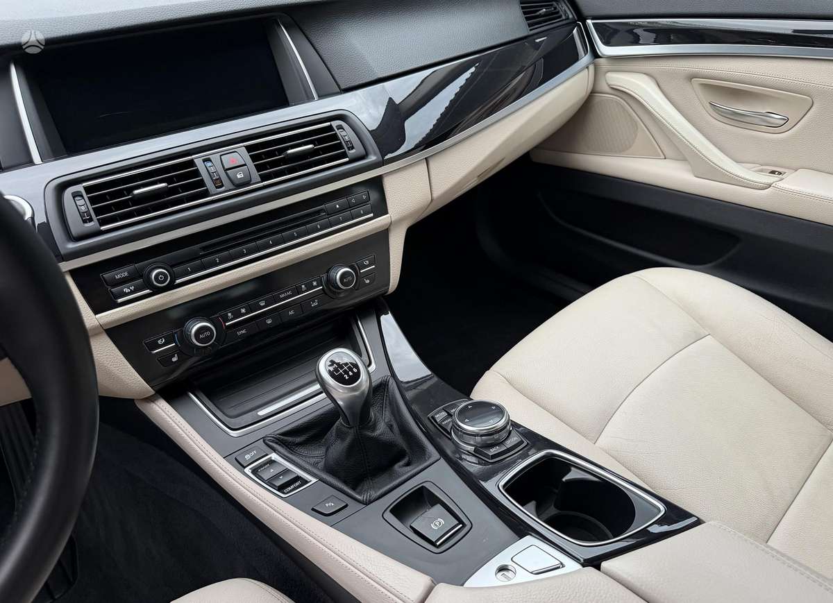 BMW 520, 2.0 l., Универсал