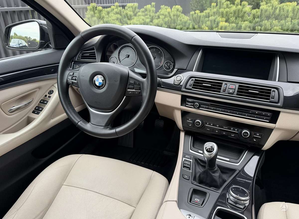 BMW 520, 2.0 l., wagon