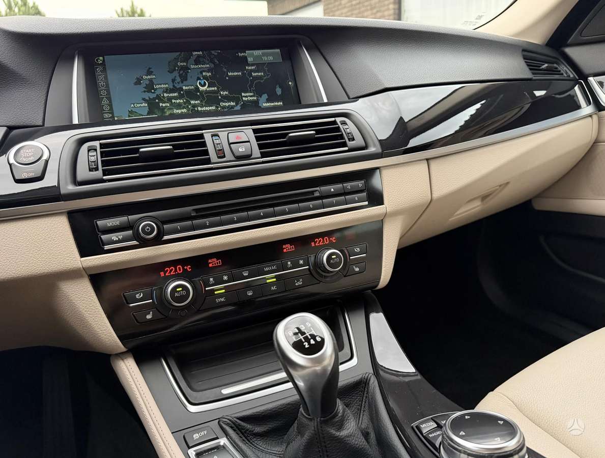 BMW 520, 2.0 l., wagon