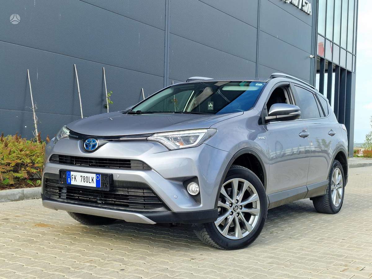 Toyota RAV4 - 1