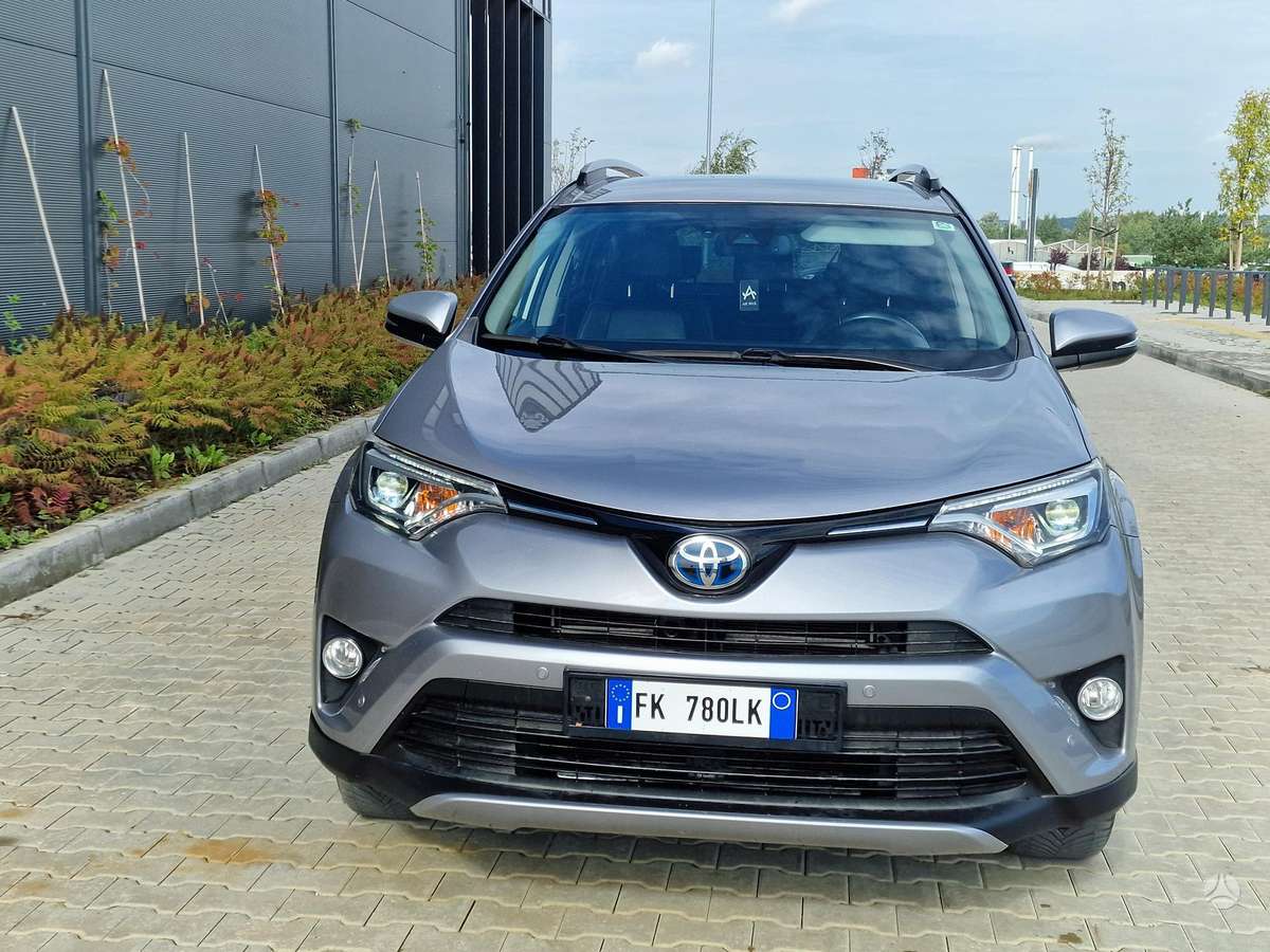 Toyota RAV4 - 3