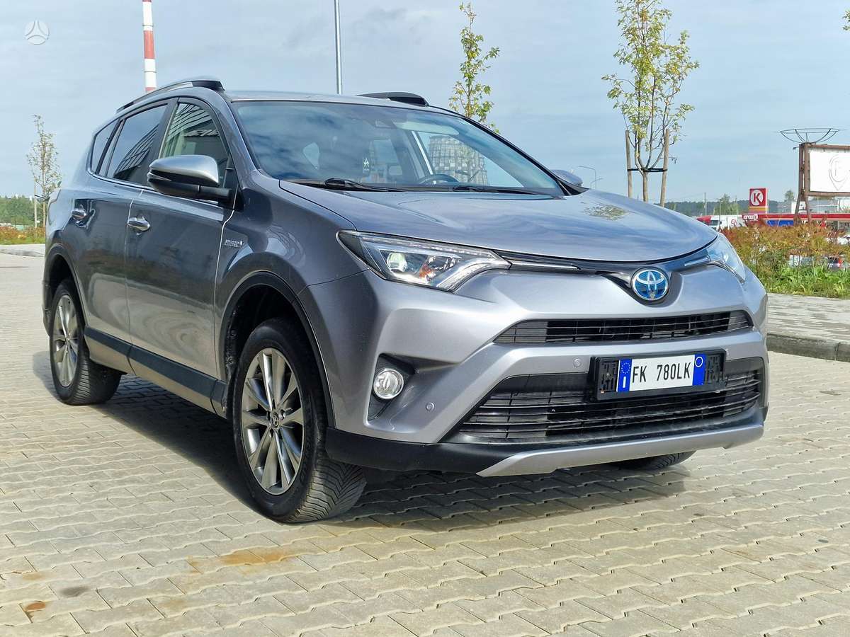 Toyota RAV4 - 5