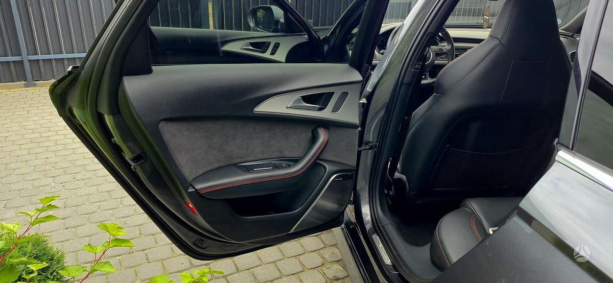 Audi A6, 3.0 l., wagon
