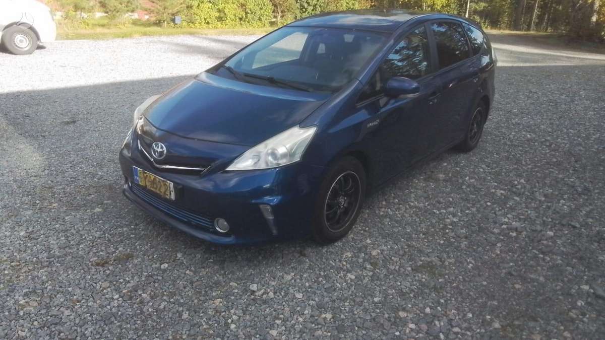 Toyota Prius+ - 1